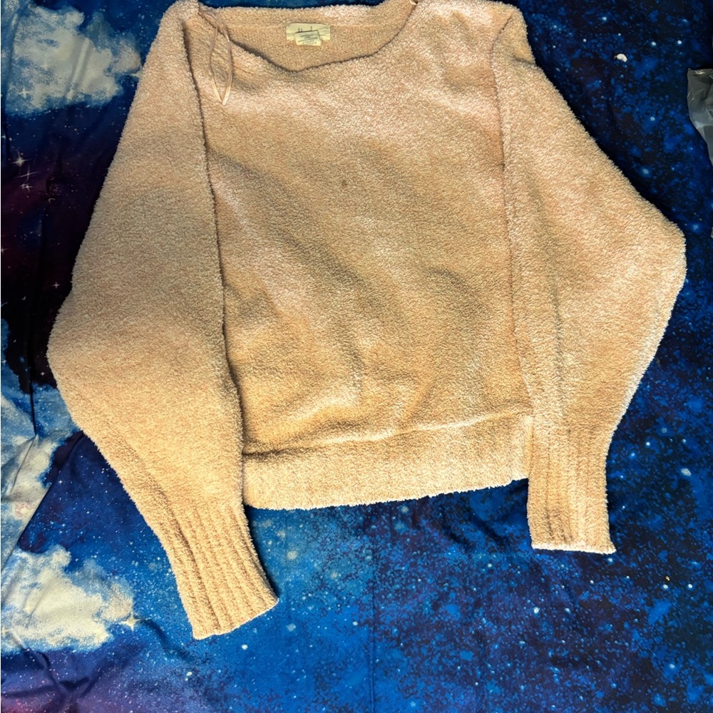 Elegant Women's Blush Crew Neck Sweater